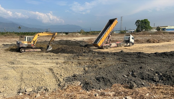 高雄填土, 高雄農地填土, 高雄光電填土